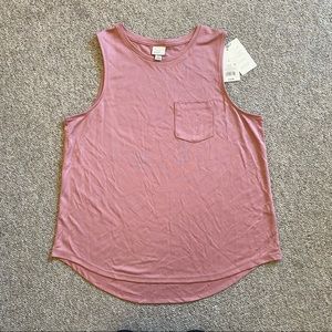 NWT a new day tank